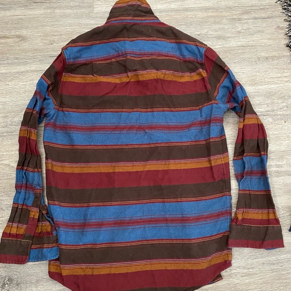 Pendleton Button Up - Picture 2 of 3